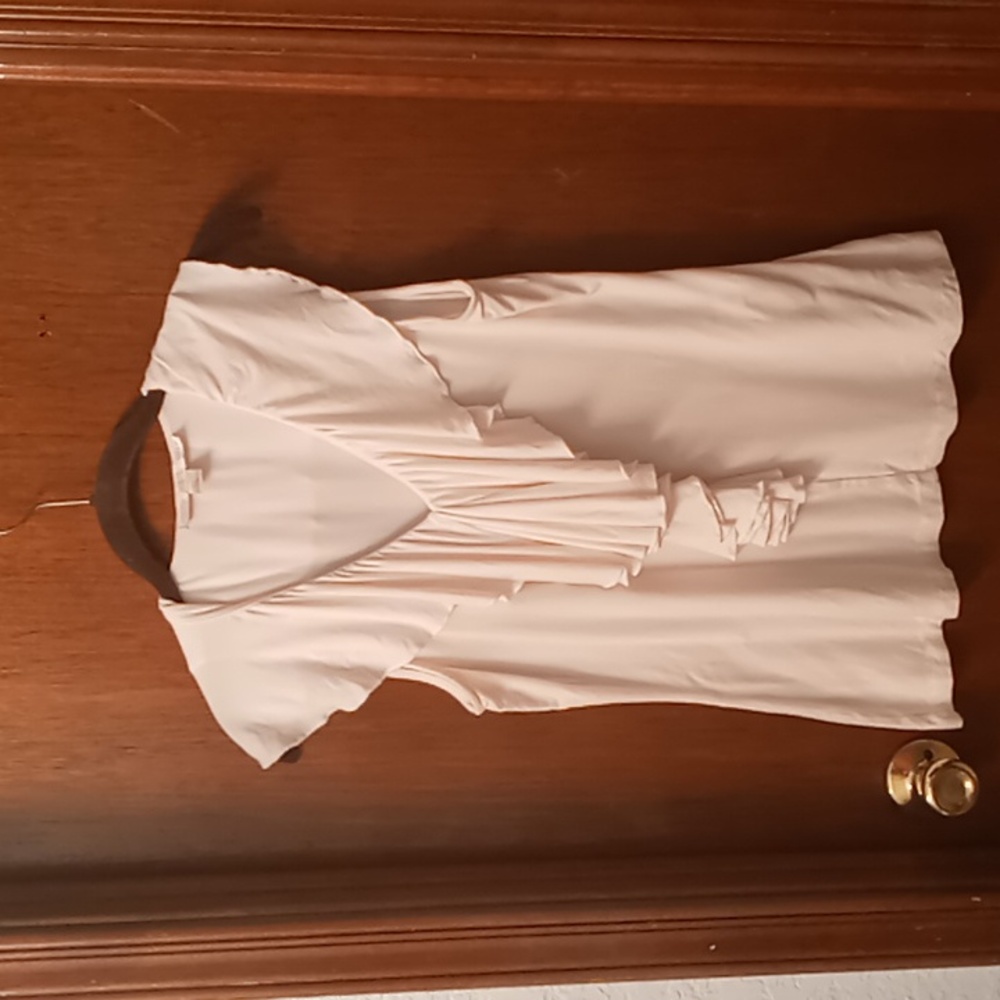 Boston Proper Cream Ruffled top S - Picture 4 of 7